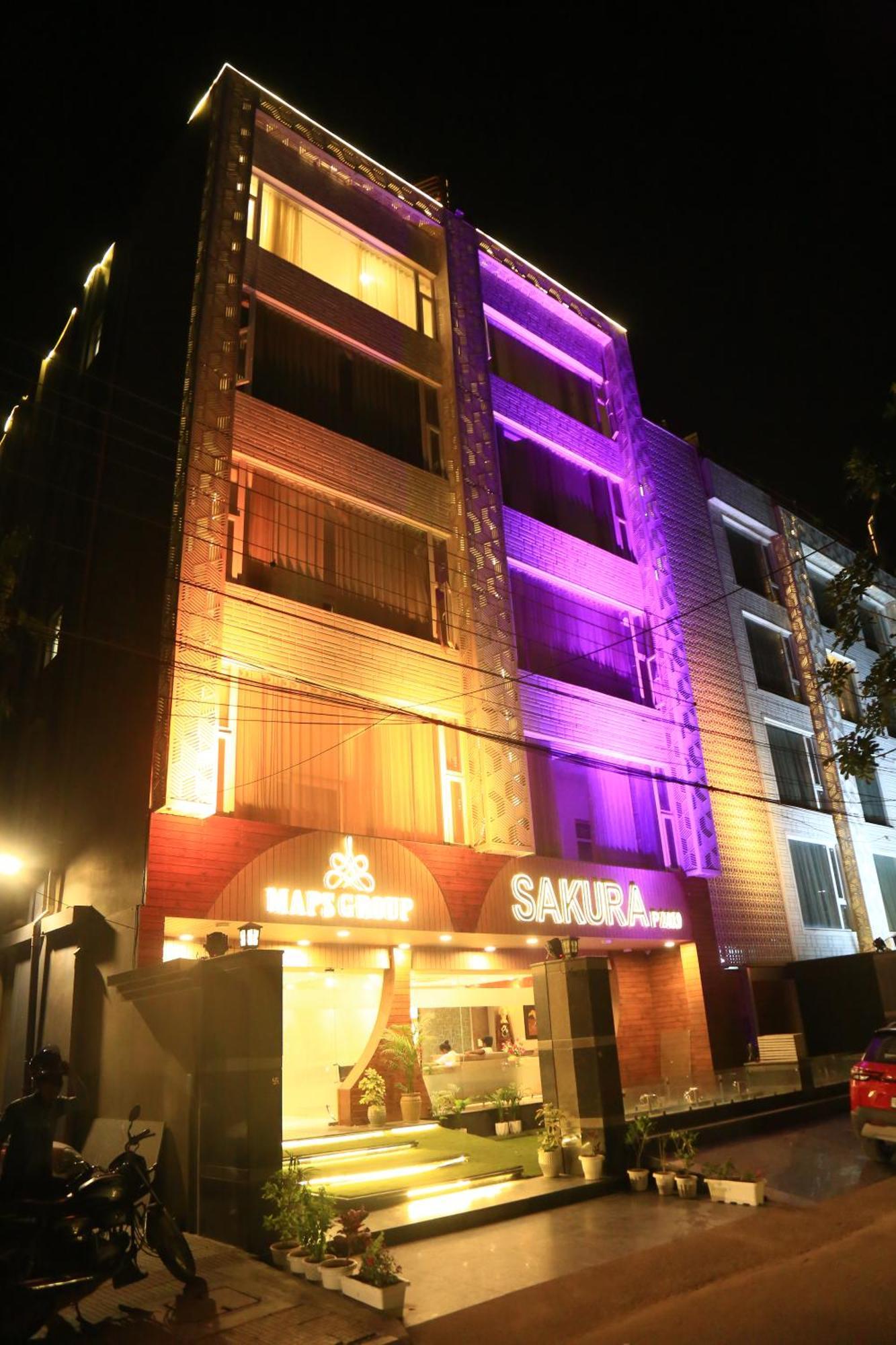 Hotel Sakura, Gurgaon Exterior foto